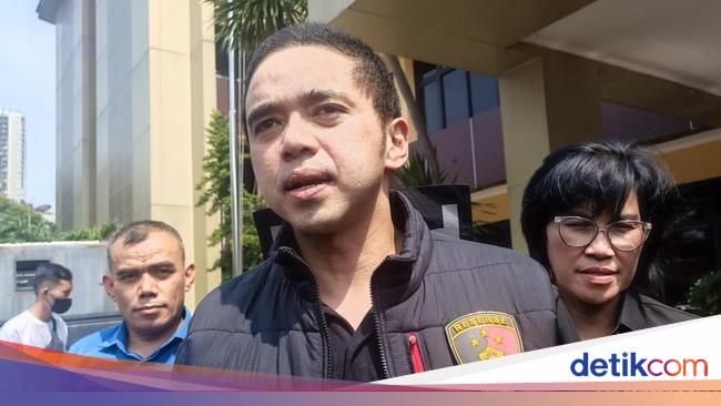 Polisi Sita Pisau-Baju Berlumur Darah dari Lokasi ABG Bunuh Ayah-Nenek