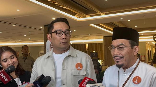 Persiapan RK Jelang Debat: Istirahat Cukup, Mandi Ganteng, Ngapalin Pointer