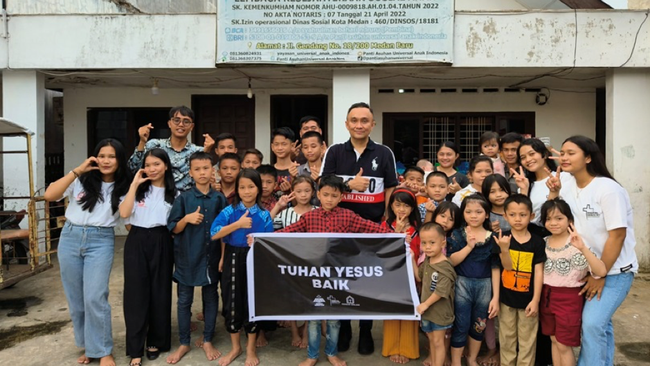 Pelayanan 4 Panti Asuhan di Medan, Ps Victor Rarung: Tuhan Yesus Baik