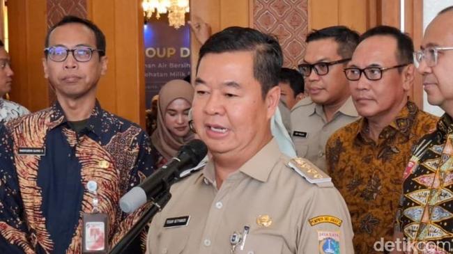 Buruh Tuntut Kenaikan Upah, Pj Gubernur Masih Bahas UMP Jakarta 2025