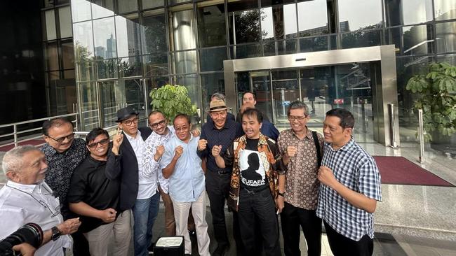 Abraham Samad dkk ke KPK, Desak Usut Dugaan Korupsi Terkait Keluarga Jokowi