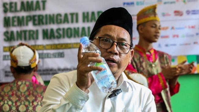 Dukung Kemajuan Bangsa, RMINU  PCNU Gandeng Le Minerale di Hari Santri