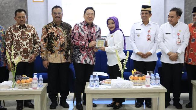 Pj Bupati Puji DPR Nilai RSUD Kabupaten Tangerang sebagai RS Unggulan