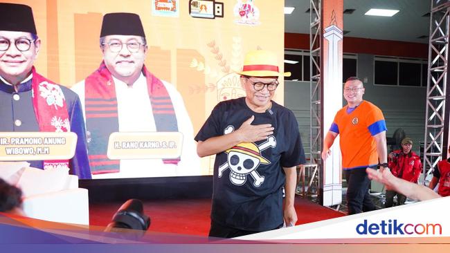 Saat Pramono Anung Cosplay Jadi Luffy One Piece di Jakarta Kostum Festival