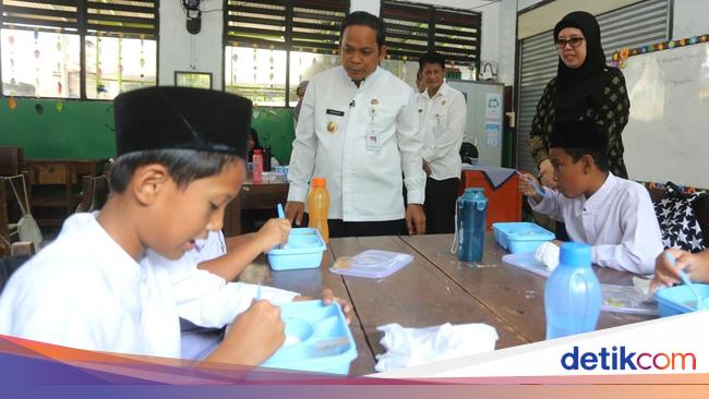 Pemkot Tangerang Sudah Jalankan Program Makan Bergizi Gratis di 93 Sekolah