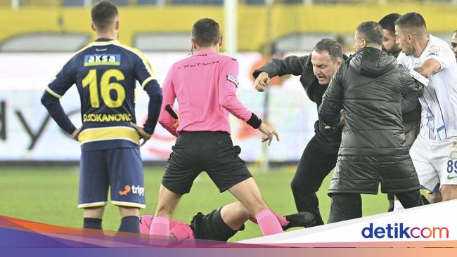 Eks Presiden Klub Turki Resmi Divonis Penjara usai Tonjok Wasit