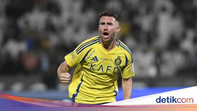 Aymeric Laporte di Ambang Pintu Keluar Al Nassr