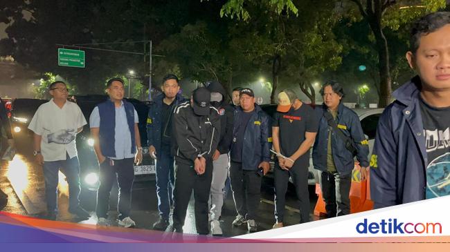 3 DPO Mafia Judol Kelola Ribuan Situs Judol Agar Tak Diblokir Oknum Komdigi