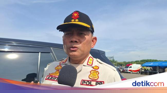 3.838 Personil Satpol PP Amankan TPS di Jakarta saat Hari Pencoblosan