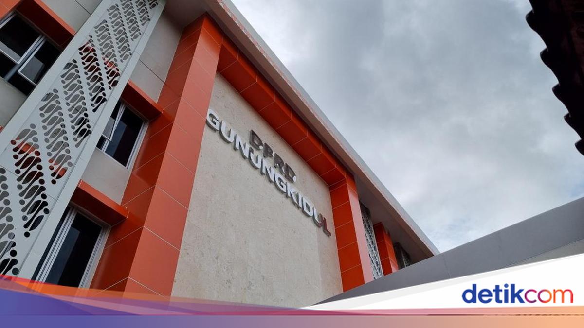 Mega Anggota DPRD Gunungkidul Ternyata Juga Masuk Desil 5