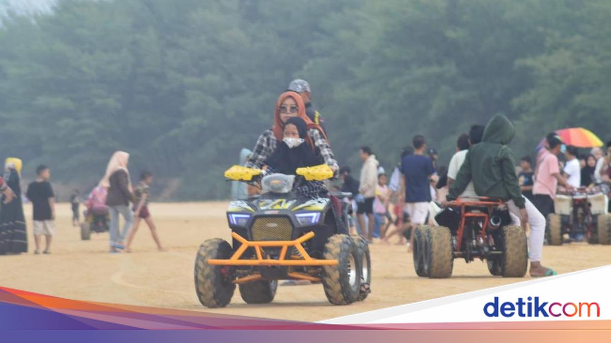 Serunya Mengisi Liburan di Pantai Slopeng, Objek Wisata Favorit di Madura