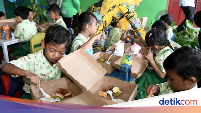 Makan Bergizi Gratis Dimulai Besok di 26 Provinsi, 190 Dapur Beroperasi