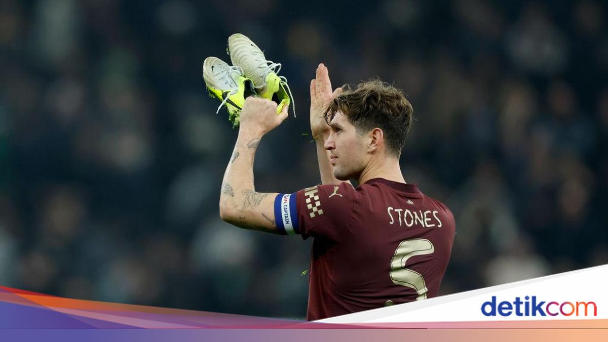 Cedera Nyaris Bikin John Stones Pensiun Musim Lalu