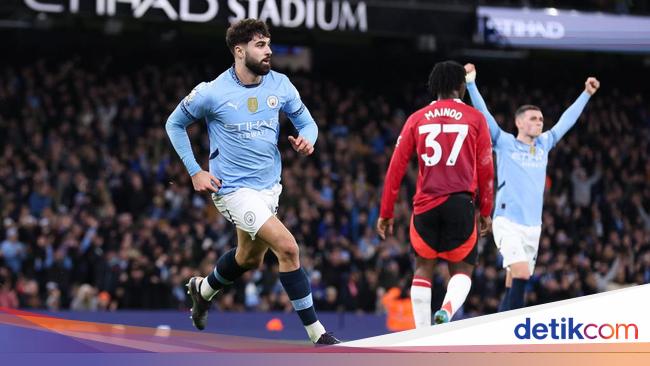 Man City Leads MU 1-0 at Halftime