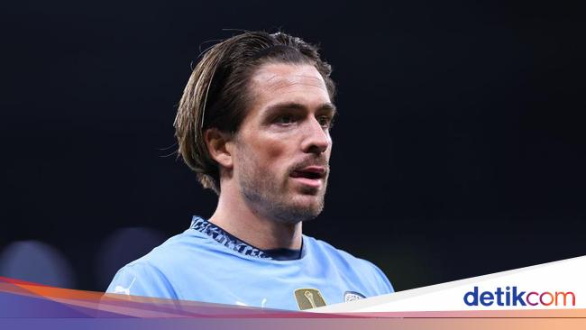 Tifo tentang Enrique dan Xana Bikin Jack Grealish Terharu