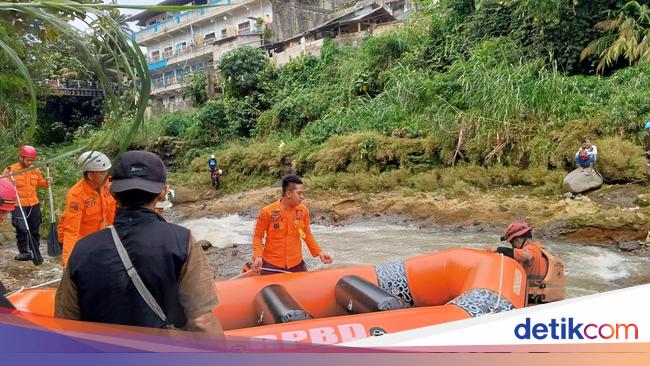 Hanyut di Sungai Ciliwung Sejak 2 Hari, ABG di Bogor Belum Ditemukan