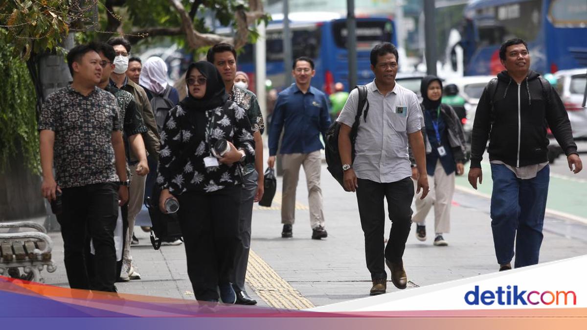 Rata-rata Gaji Buruh RI Rp3,29 Juta — Di Bawah UMP Jakarta, Kesenjangan Gender dan Sektoral Terlihat