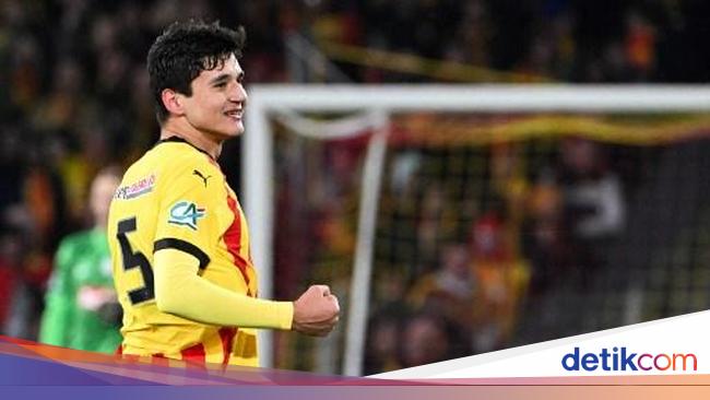 Man City Segera Resmikan Abdukodir Khusanov