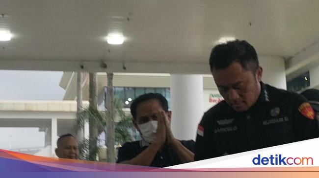 Jadi Tersangka, Eks Ketua PN Surabaya Ditahan di Rutan Salemba