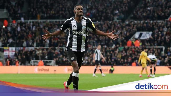 Liverpool Cicil Beli Isak