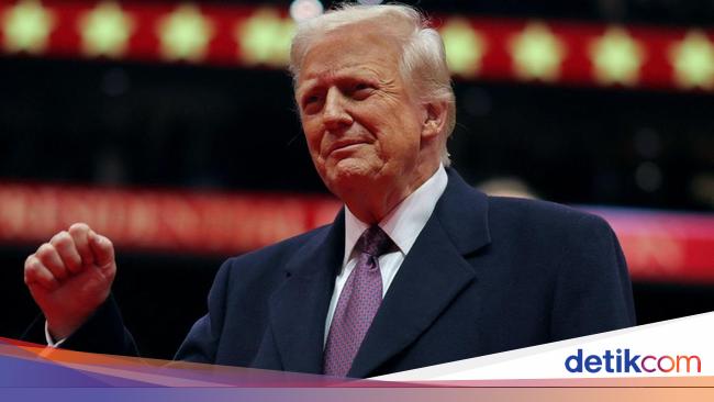 Trump Bikin Sederet Kebijakan Kontroversial, Bisakah Dijegal?