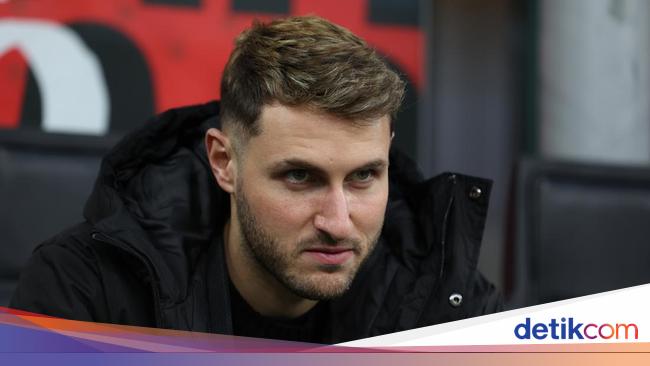 官方的! AC Milan Santiago Gimenez直到2029年 官方的! AC Milan Santiago Gimenez直到2029年