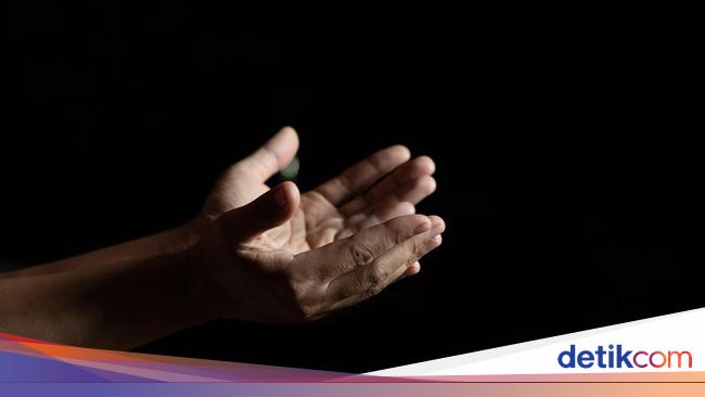 Ilustrasi Berdoa