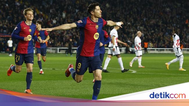 Gol Lewandowski Bawa Barcelona ke Puncak Klasemen Liga Spanyol