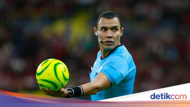 Concacaf Implies Referee Asked for Messi’s Jersey