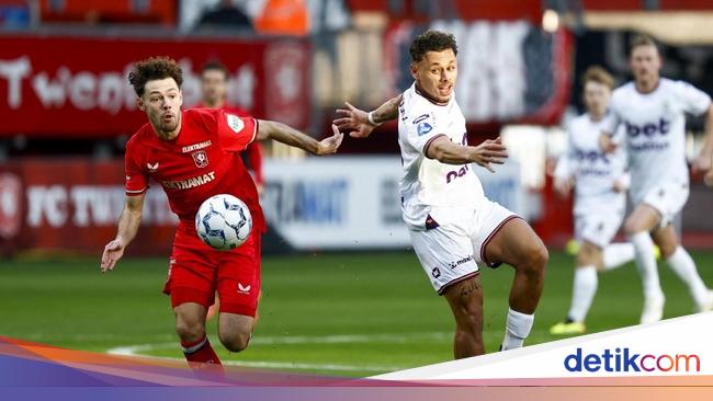 インドネシア代表チームの追加のラインバックライン
