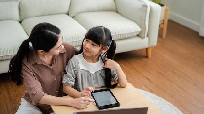 5 Ciri Orang Tua yang Dicintai dan Dihormati Anak Sepanjang Masa