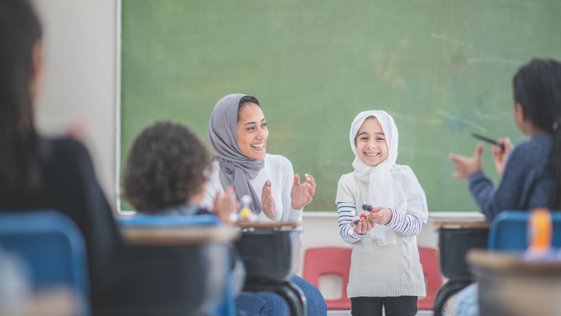 100 Yel-yel MPLS SD, SMP & SMA 2026 Singkat, Lucu hingga Penuh Semangat
