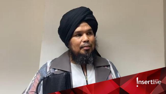 Dikaitkan dengan Kasus Penelantaran Anak Denada, Ustaz Derry Klarifikasi