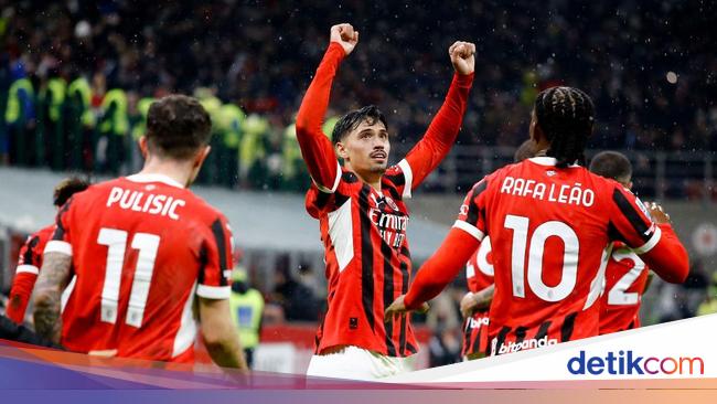 Milan dan Kebiasaan Melepas Gelandang Andalan