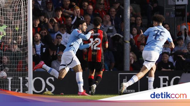 カムバック、市民半透明のセミファイナルカップFA