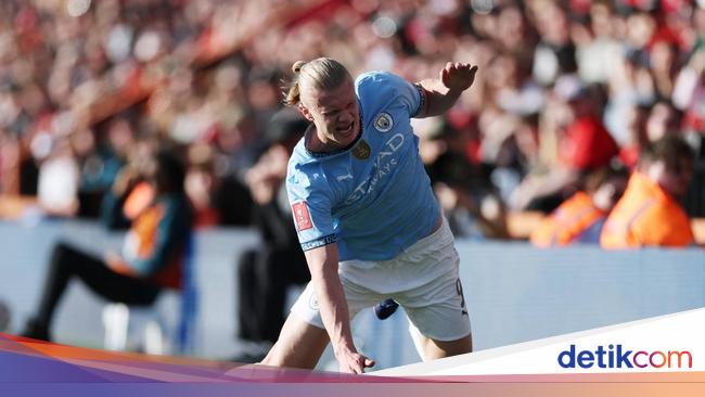 Penalty Miss, Goal Scored, Then Injured