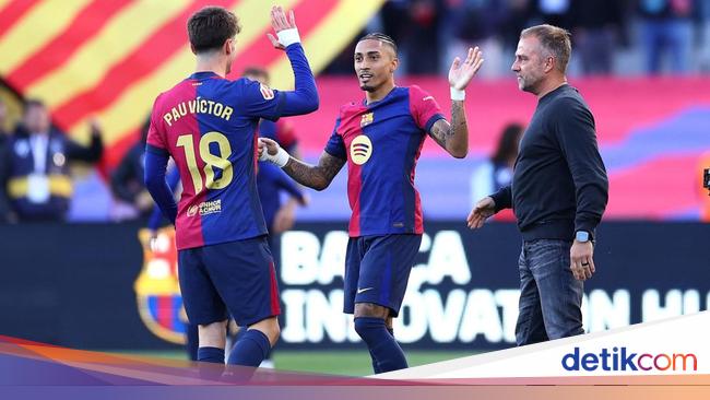 Barcelona Tak Punya Rencana Datangkan Bek Tengah Baru