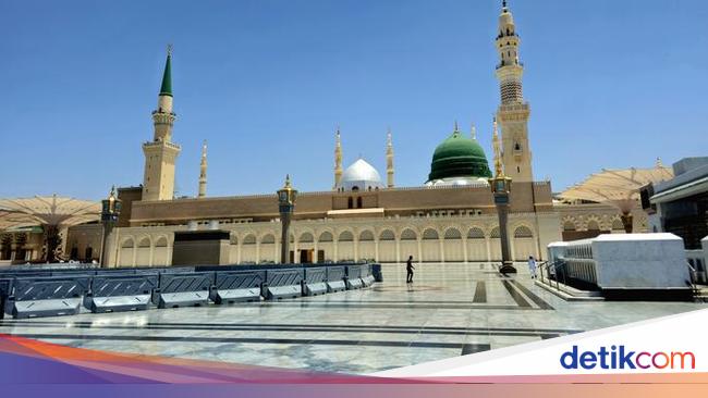 kubah-hijau-masjid-nabawi-1745523682729_169