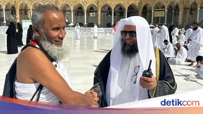 masjidil-haram-menyambut-rombongan-pertama-jemaah-haji-2025-1746160717257_169