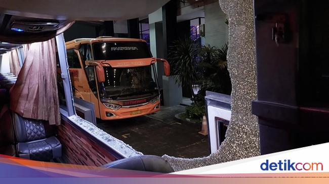 Aremania Tidak Pernah Belajar dari Tragedi Kanjuruhan