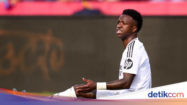Vinicius Minta Gaji 'Tak Masuk Akal' di Real Madrid?