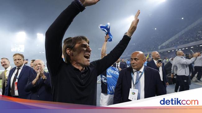 Presiden Napoli Tidak Akan Menahan jika Conte Ingin Pergi