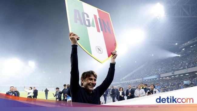 Conte Bertahan di Napoli Musim Depan