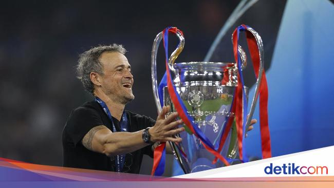 'Luis Enrique Sadarkan Seluruh Dunia, Sepakbola Olahraga Tim'