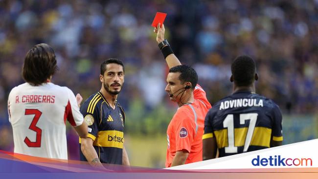 'Gambar Ajaib' dari Kantung Wasit di Laga Piala Dunia Antarklub 2025