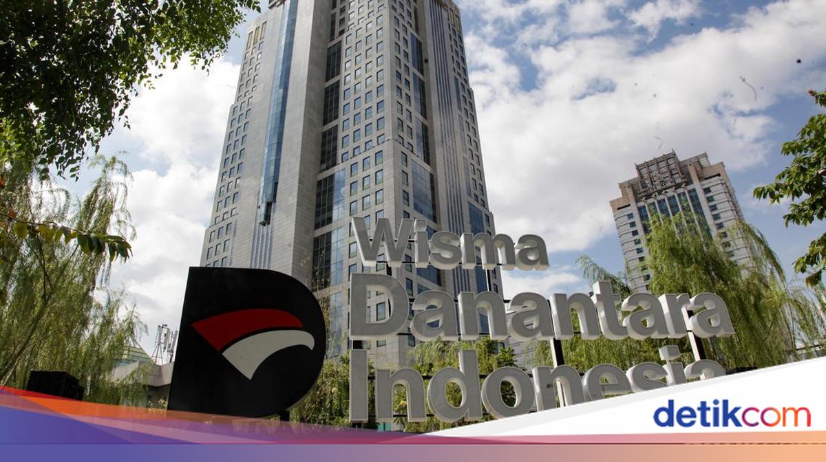 S&amp;P &amp; Moody's Ingatkan Risiko Kebijakan Ekspor SDA Lewat BUMN DSI