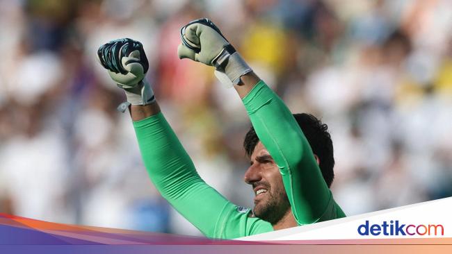 Gaya Main Alonso Bikin Courtois Jadi Lebih Sibuk