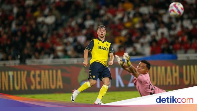 Oxford United Tumbangkan Liga Indonesia All Star 6-3