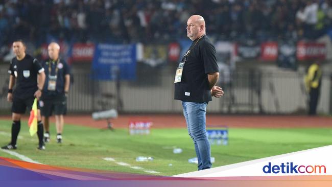 Jelang Menjamu Persebaya, Persib Ungkap Satu Rintangan