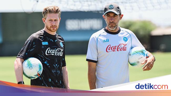 Momen Kevin De Bruyne Latihan Perdana di Napoli